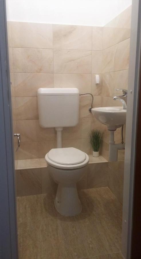 Apartman Kika 扎达尔 外观 照片